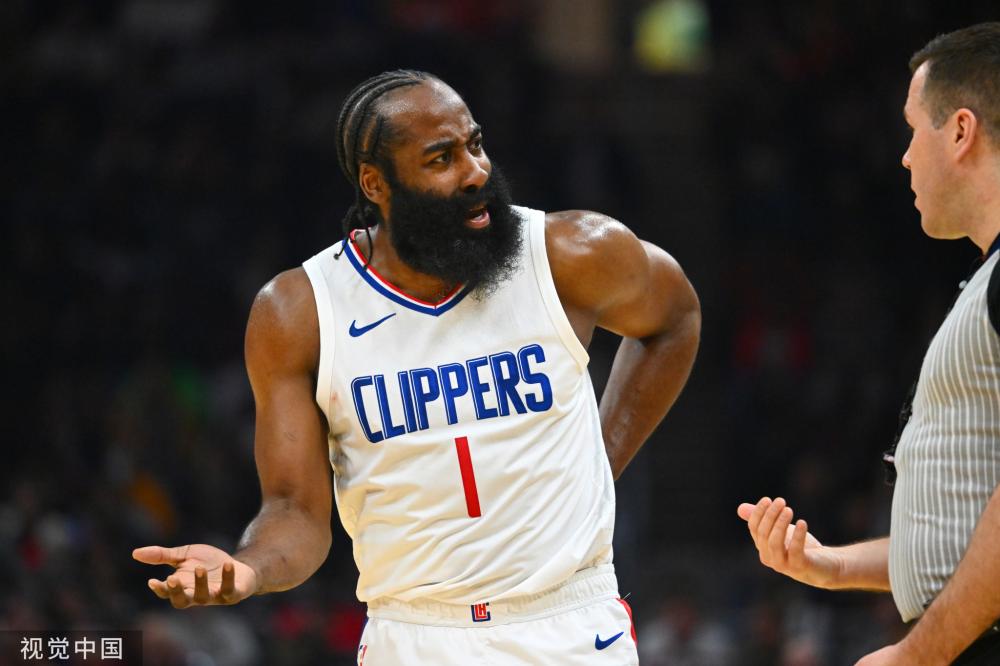 态吸引着众 态吸引着众